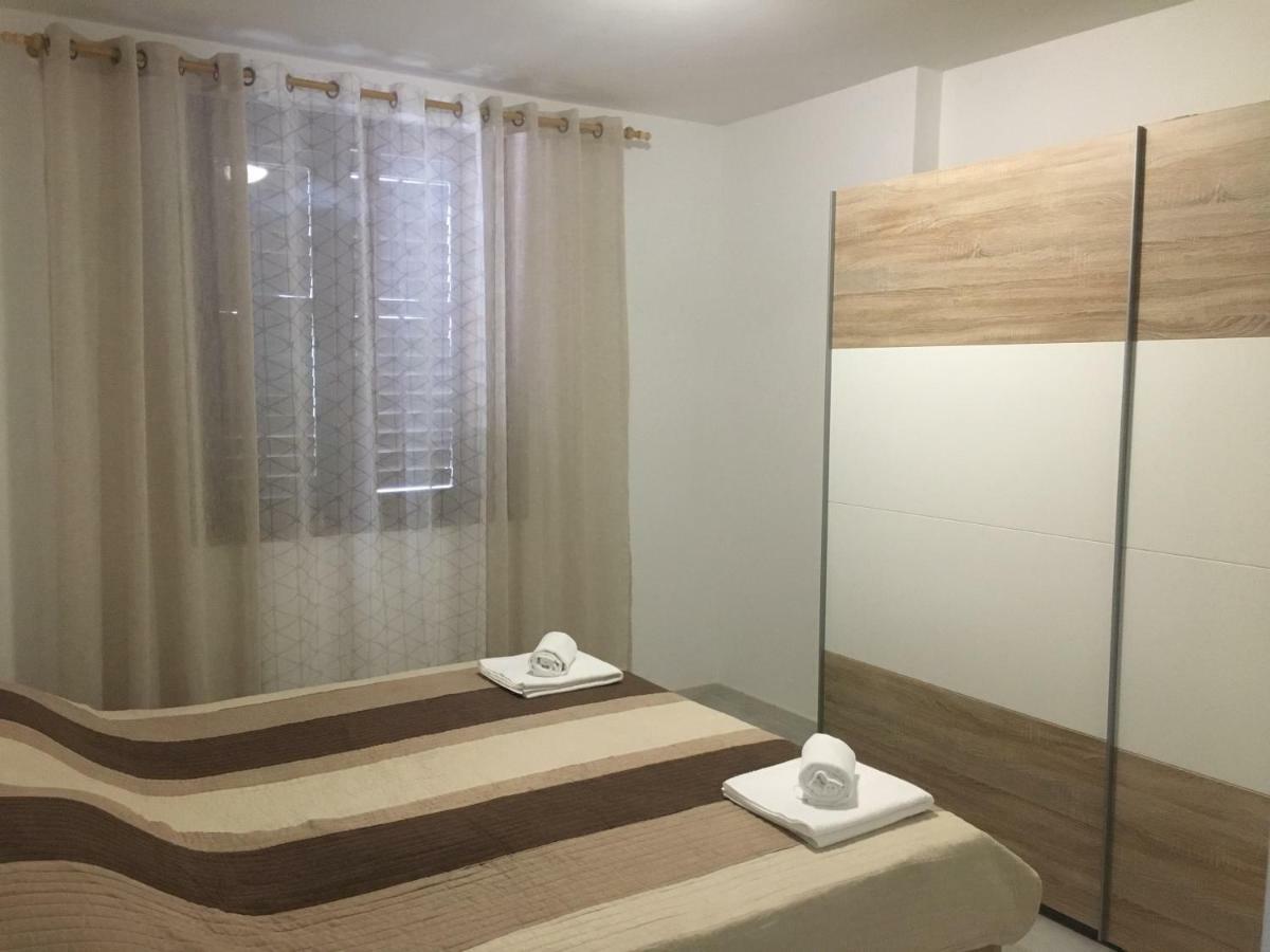 Apartma Bluemarin โคเปร์ ภายนอก รูปภาพ